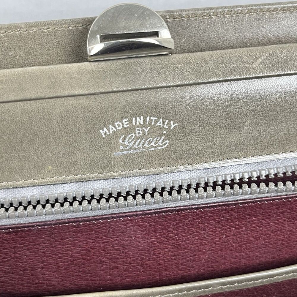 1960's VTG Gucci Gray Leather Purse/Handbag Chain Handle w/ Knight Zipper Pull - Picture 9 of 16
